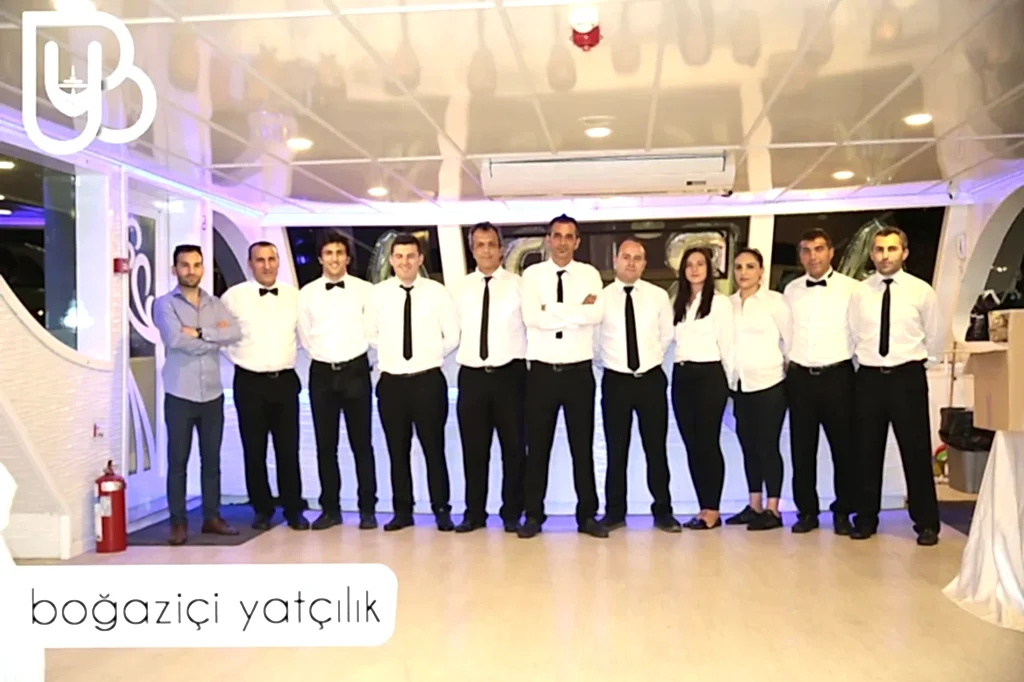 Kusursuz hizmet anlayışımızla güler yüzlü işinin ehli çalışma arakdaşlarımızla siz değerli misafirlerimizi ağırlamaktan onur duyarız.